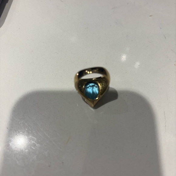 Blue Topaz 14KT gold stunning ring with diamonds - Picture 9 of 9